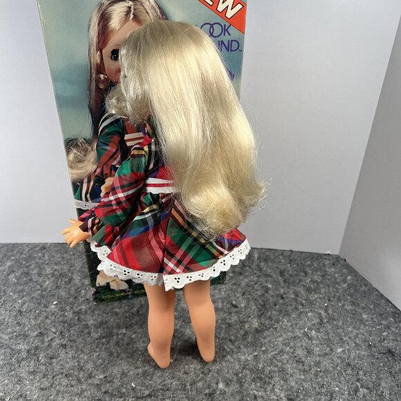 VTG 1969 Ideal Chrissy Look Around Velvet Doll w/ Box Hair Grows No Shoes - Picture 2 of 16